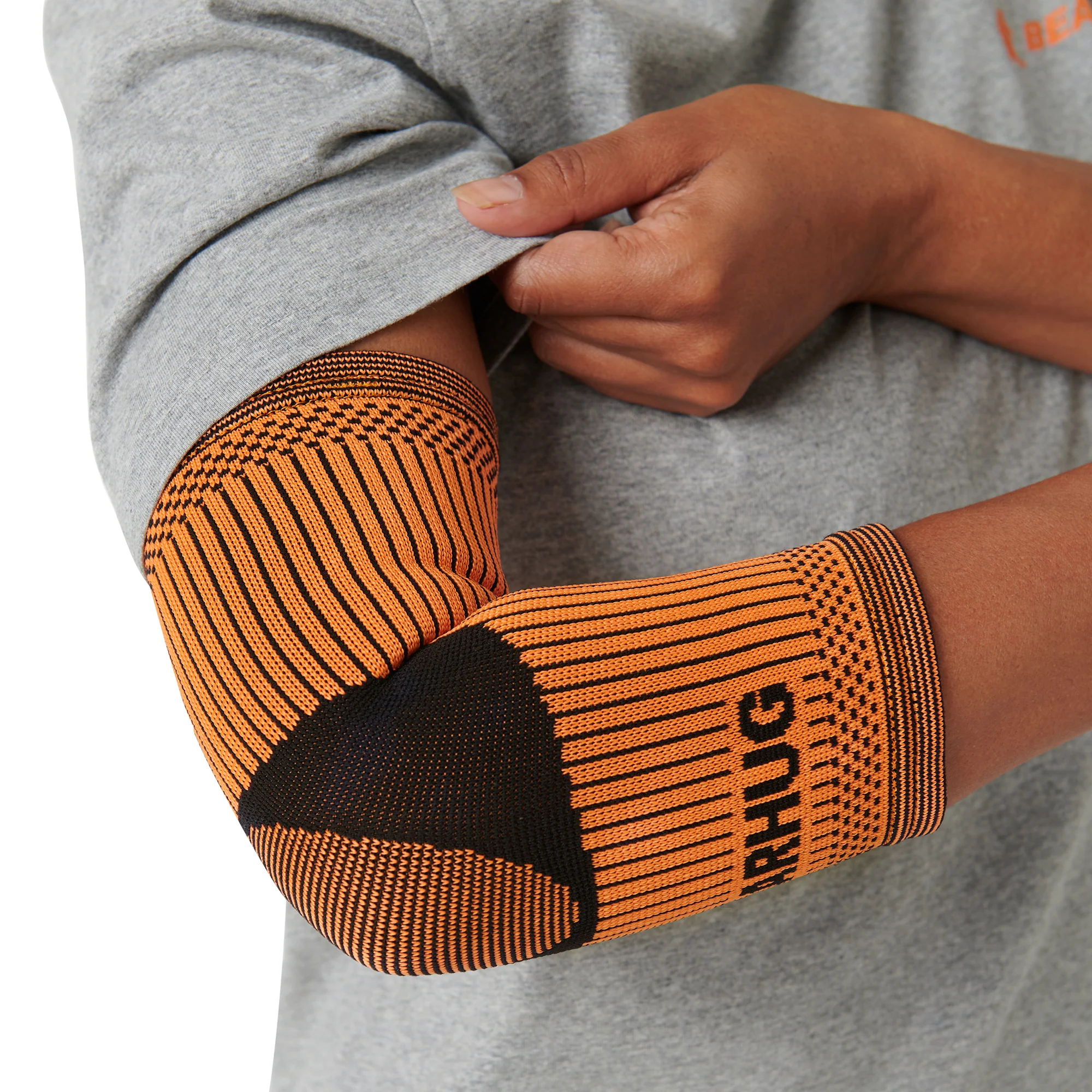 Pair of Elbow Compression Support Sleeves For Tennis Elbow Recovery - Image 3